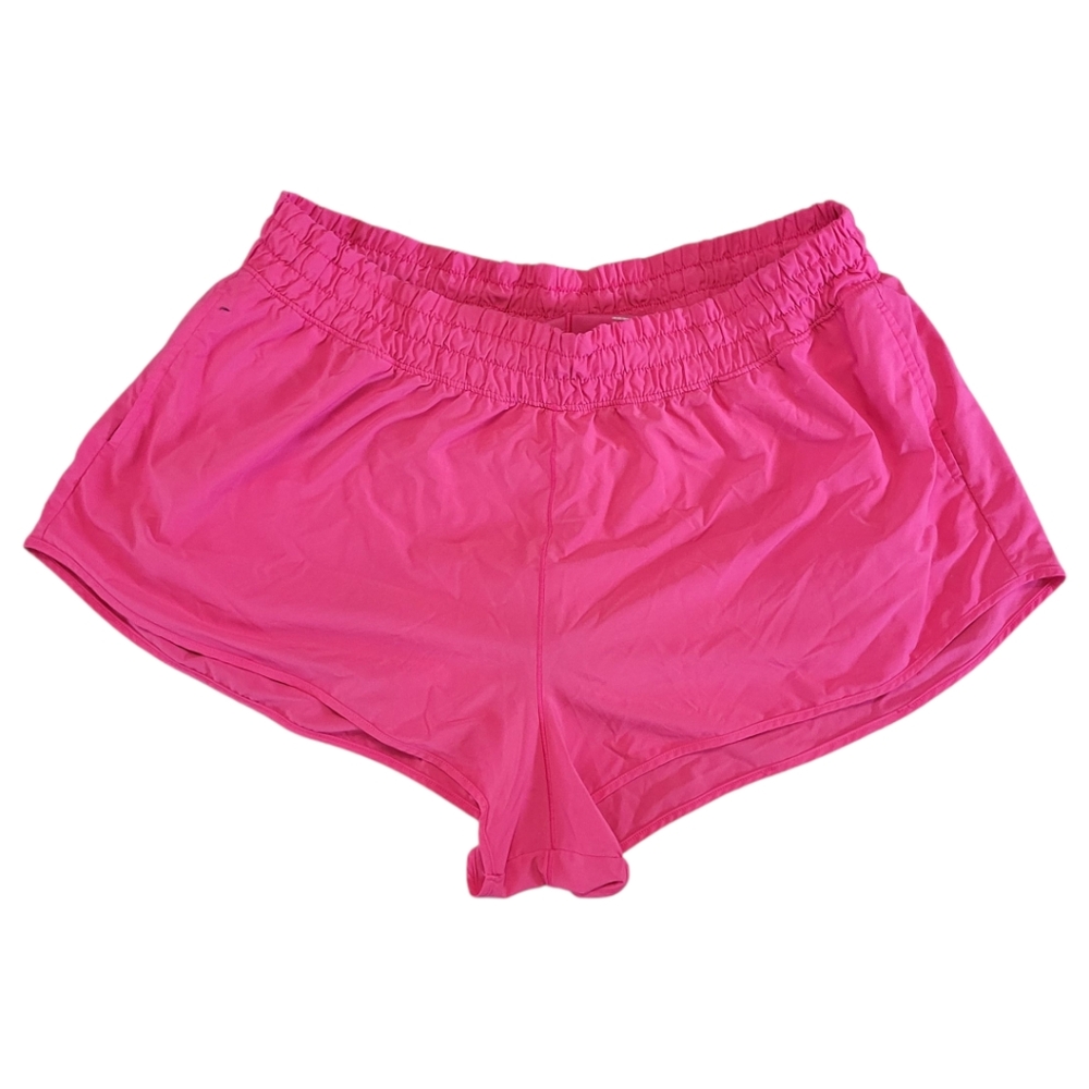 XL Offline by aerie hot pink shorts with large pockets and spandex under shorts
